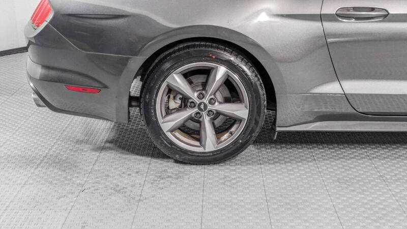 2015 Ford Mustang V6