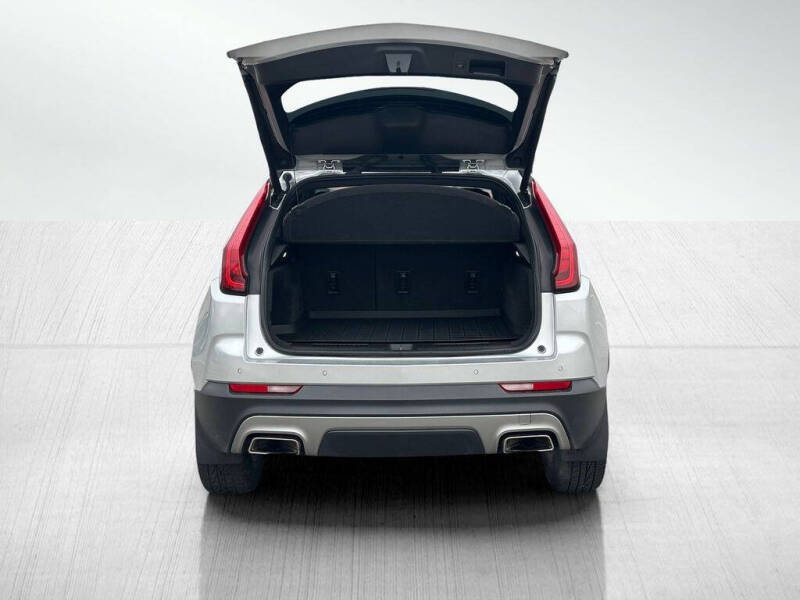 2021 Cadillac XT4 Premium Luxury