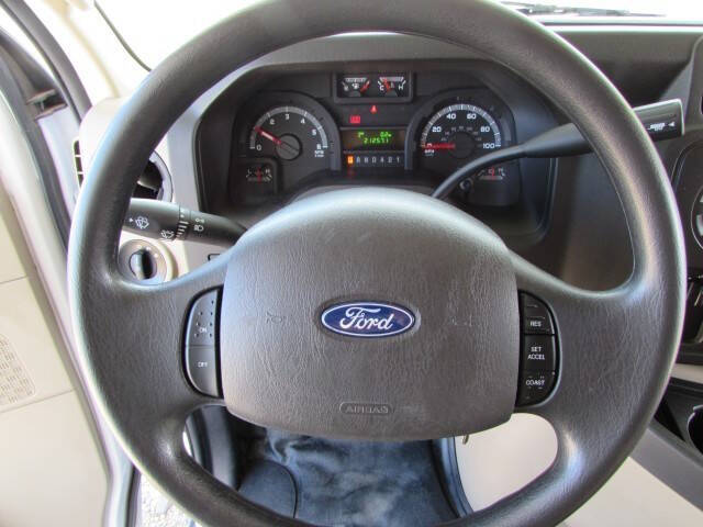 2017 Ford E-Series