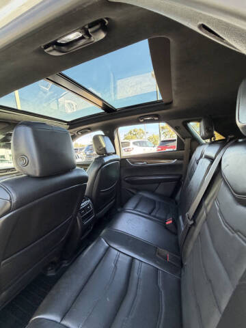 2017 Cadillac XT5 Platinum