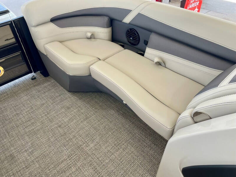 2024 Barletta Cabrio 22UC