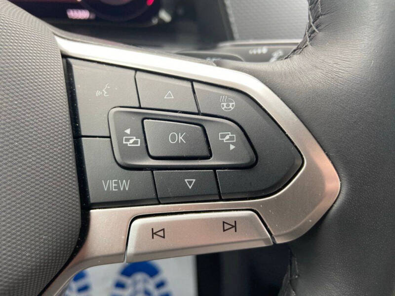 2024 Volkswagen Atlas Cross Sport SEL R-Line 4Motion