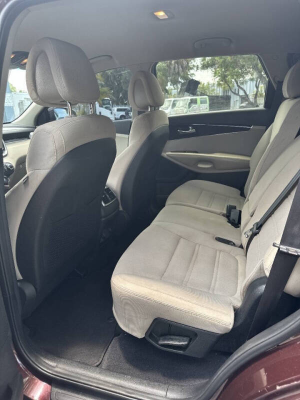 2016 Kia Sorento LX