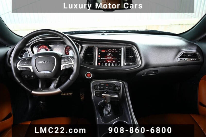 2015 Dodge Challenger SRT Hellcat