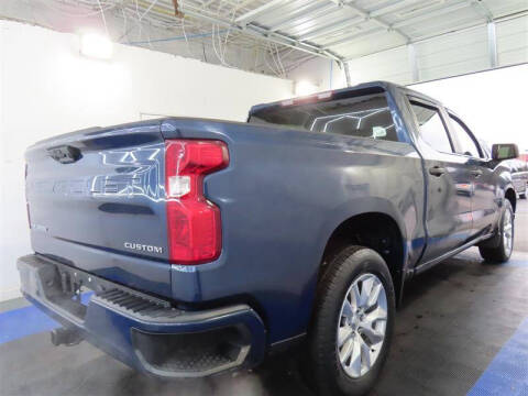 2022 Chevrolet Silverado 1500 Custom