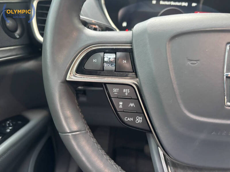 2019 Lincoln Nautilus Reserve