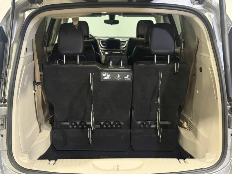 2018 Chrysler Pacifica Touring L