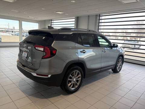 2024 GMC Terrain SLT