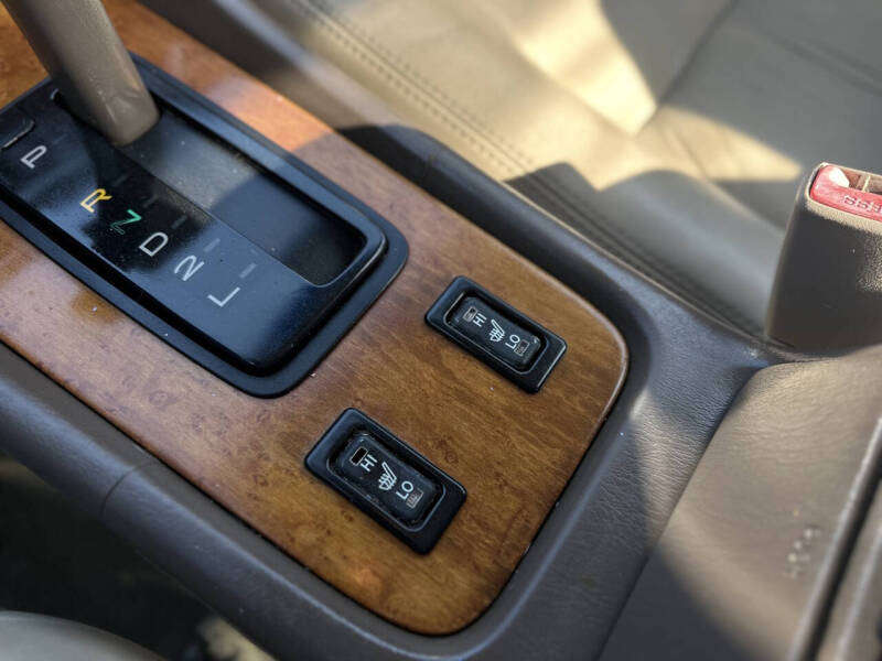 2000 Lexus ES 300