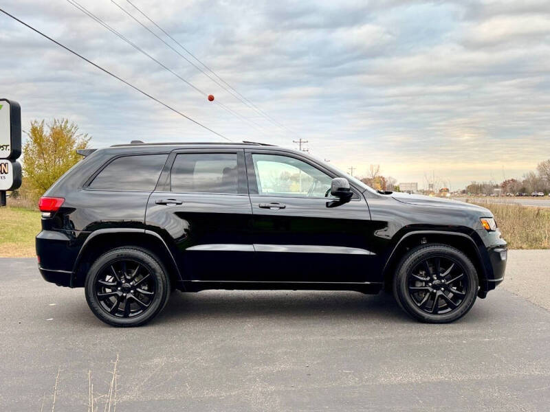 2018 Jeep Grand Cherokee Laredo