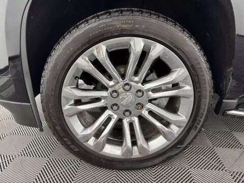 2018 Cadillac Escalade Luxury