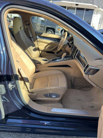 2011 Porsche Panamera