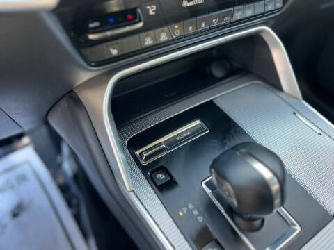 2024 Mazda CX-90 Plug-in Hybrid Premium