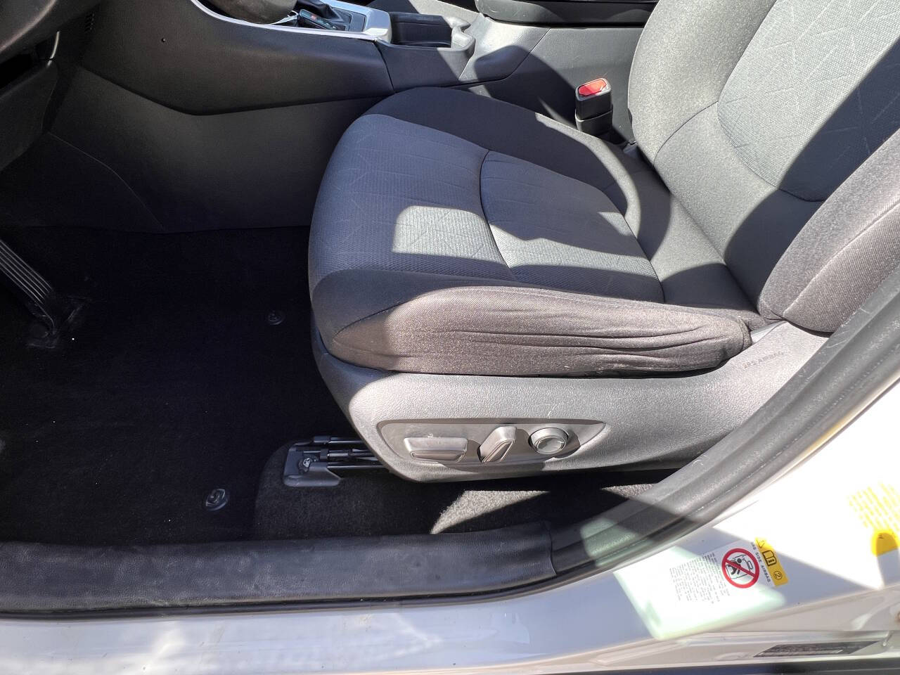 Used Car 2019 Toyota Rav4  Xle 4dr Suv For Sale Under $20,000 In Austin, Texas