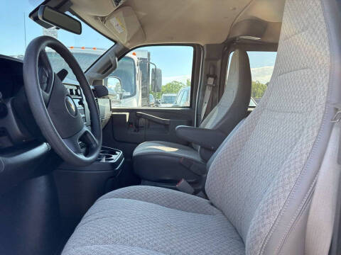 2023 Chevrolet Express LT 3500