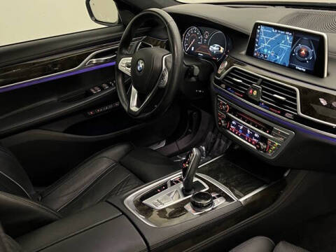 2018 BMW 7 Series 750i