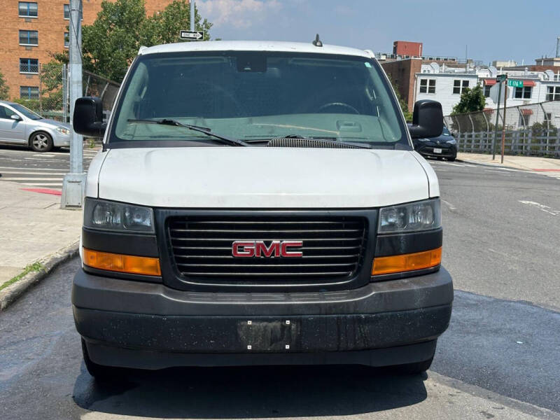 2019 GMC Savana 3500