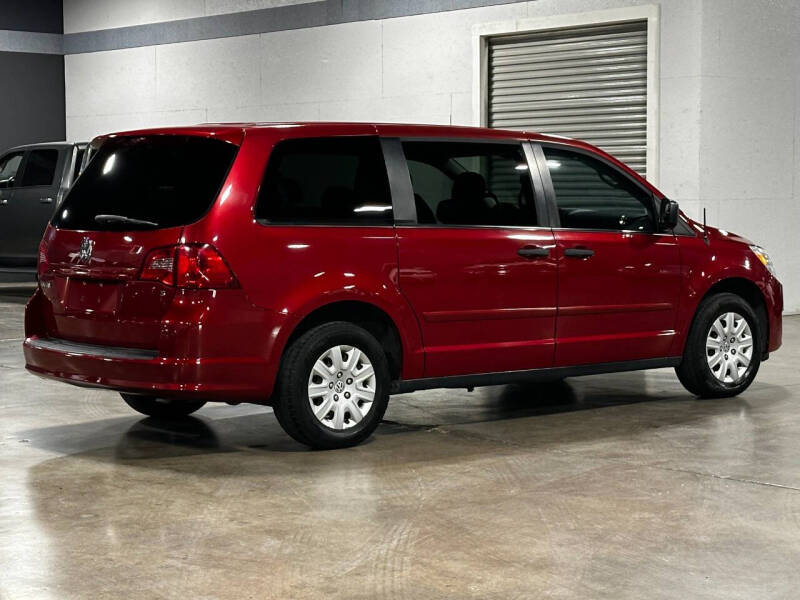 2009 Volkswagen Routan S