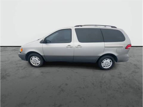 2001 Toyota Sienna