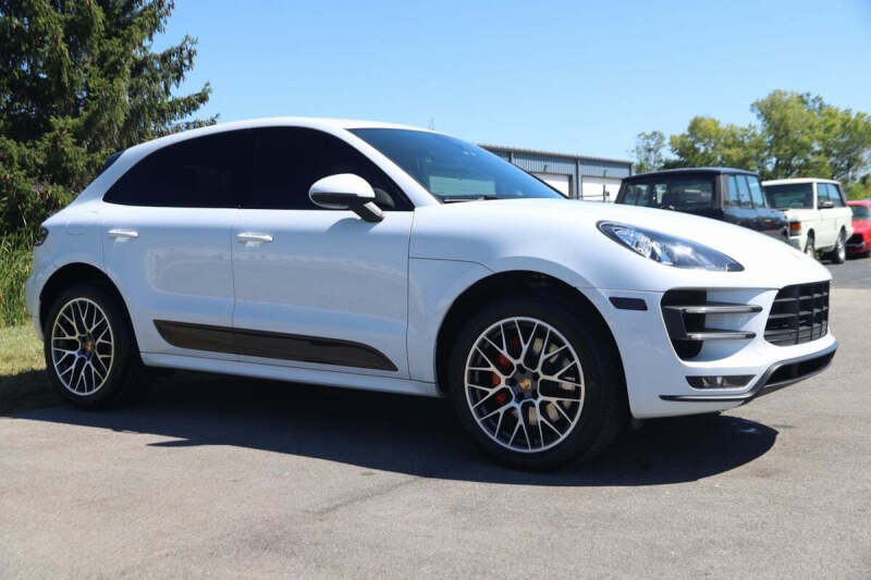 2017 Porsche Macan