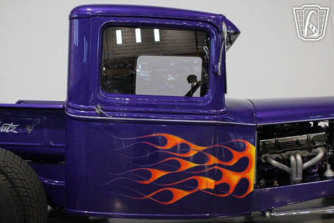 1933 Ford F-100