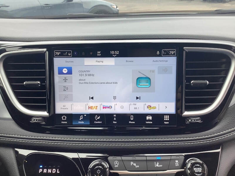 2026 Chrysler Pacifica Limited