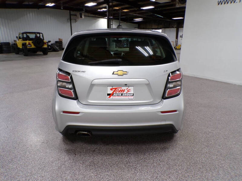 2017 Chevrolet Sonic LT Auto