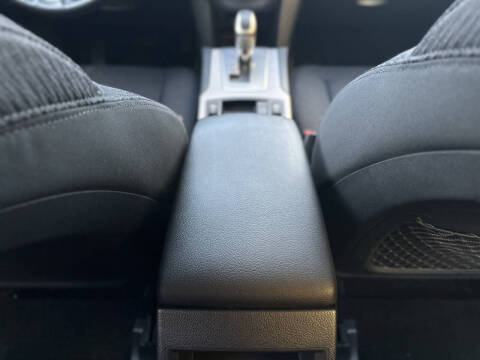 2011 Subaru Legacy 2.5i Premium