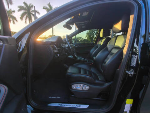 2018 Porsche Macan GTS