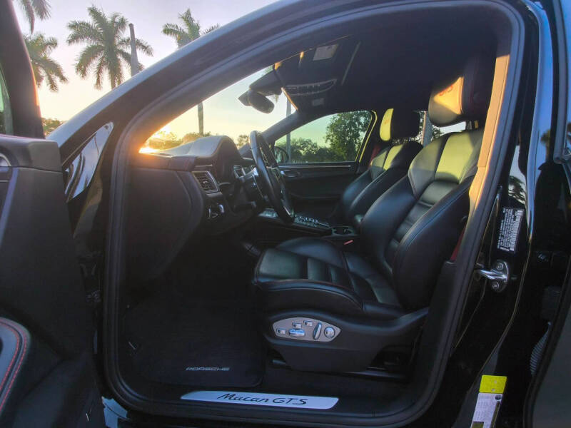 2018 Porsche Macan GTS