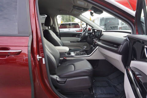 2022 Kia Carnival EX