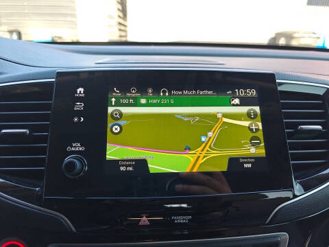 2020 Honda Pilot Touring w/Rear Captain's Chairs