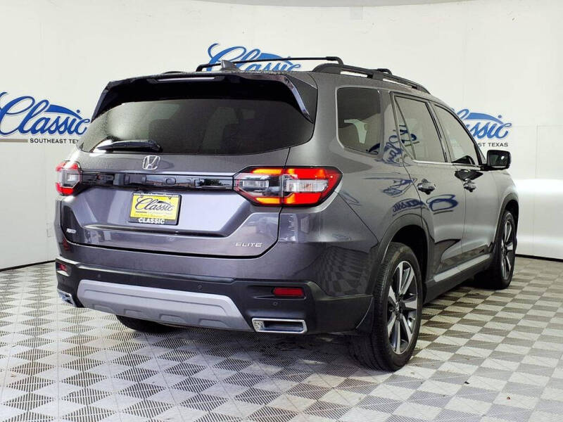 2023 Honda Pilot Elite