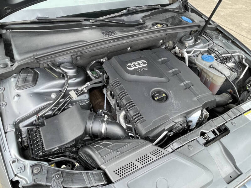 2016 Audi A4 2.0T quattro Premium