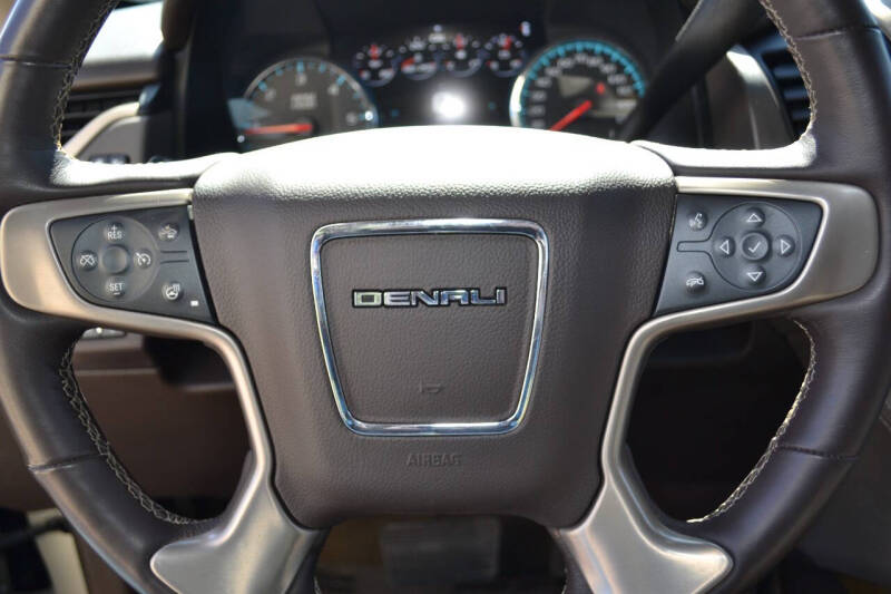 2017 GMC Yukon Denali