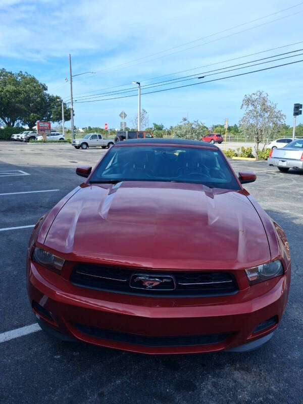 2011 Ford Mustang V6