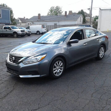 2016 Nissan Altima for sale at Signature Auto Group in Massillon OH