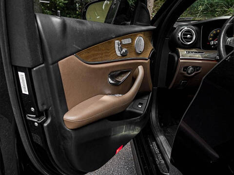 2017 Mercedes-Benz E-Class E 300 4MATIC