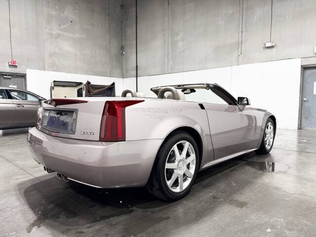 2004 Cadillac XLR