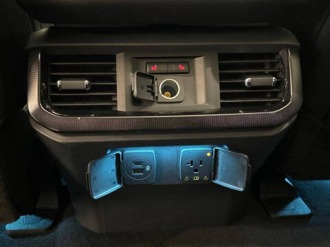 2023 Ford F-150 Lightning Platinum