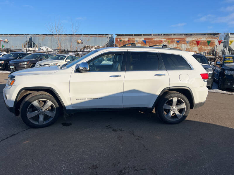 2014 Jeep Grand Cherokee for sale at Los Arreglados Auto Sales in Worthington MN