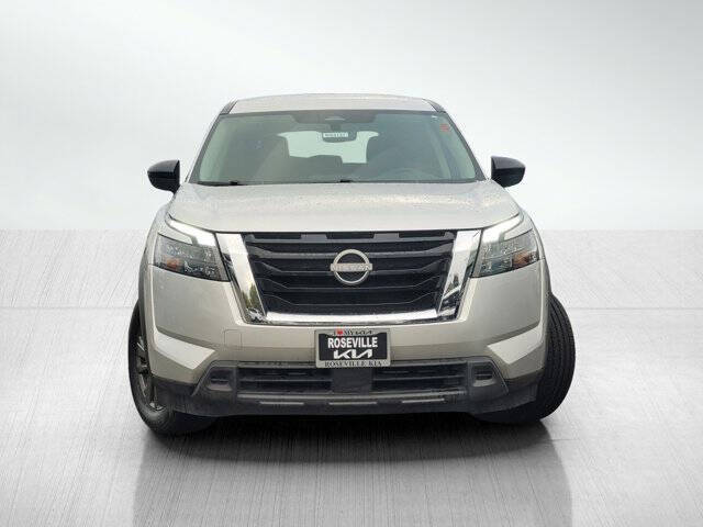 2023 Nissan Pathfinder S