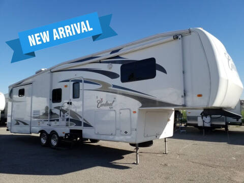 2008 Forest River Cardinal 33Le