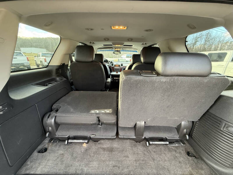 2011 Cadillac Escalade Luxury