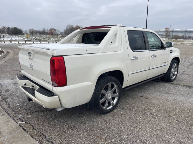 2010 Cadillac Escalade EXT Premium