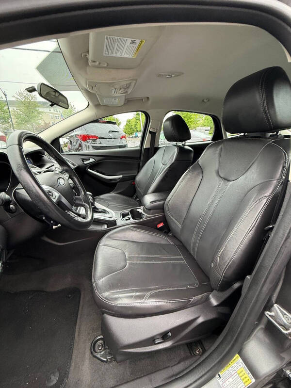 2014 Ford Focus SE