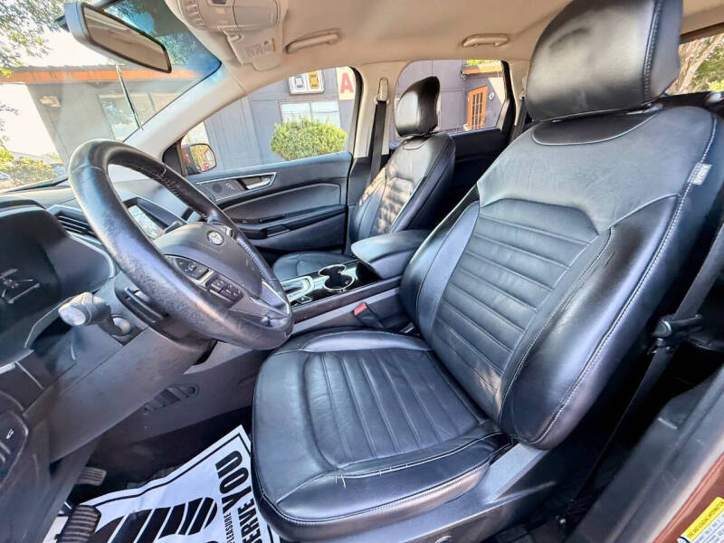2017 Ford Edge SEL