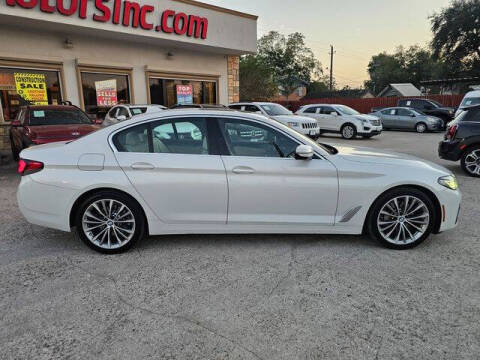 2021 BMW 5 Series 530i