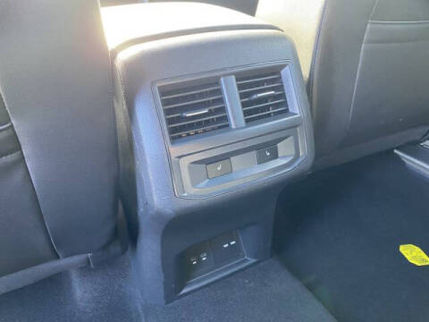 2022 Volkswagen Atlas Cross Sport V6 SEL Premium R-Line 4Motion