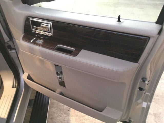 2008 Lincoln Navigator